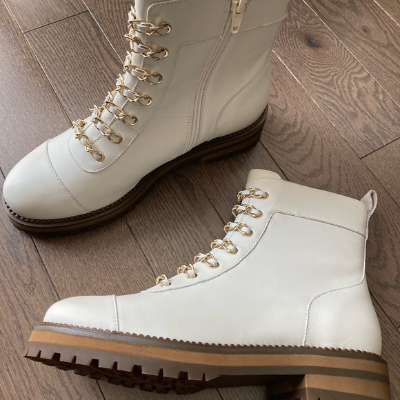 Ivory Booties - Picture 3 of 4